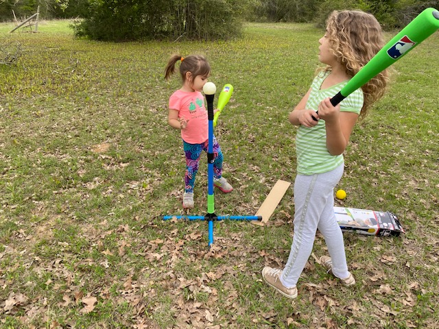 Lost Oaks RV Park tire swing